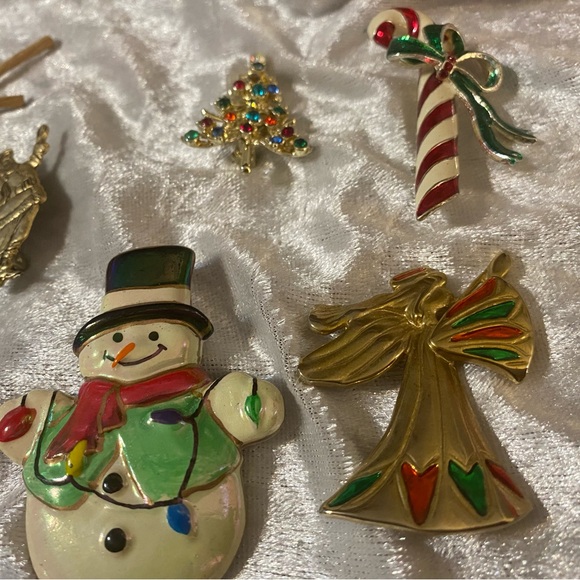 Festive Holiday Brooch Set - Multicolor - Picture 4 of 5